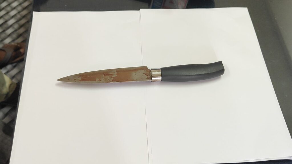 DSP N.Lingaiya During Press Confrence at Makthal